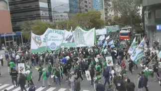 La CGT marchó en defensa de la industria y criticó al Gobierno: 'Pone en riesgo la paz'