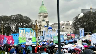 Universidades públicas exigen a Milei que aplique la ley y actualice los fondos