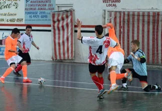 Scioli contó cómo se fracturó la claví­cula jugando al fútbol: 'Me pegué un palazo'