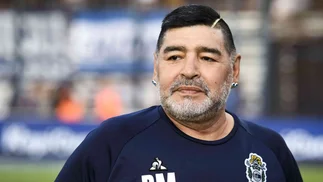 Se viralizó una foto de la tumba de Maradona: denuncian abandono