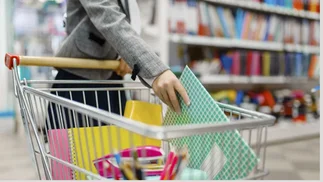 Carrefour lanzó una agresiva campaña de descuentos para la vuelta al cole