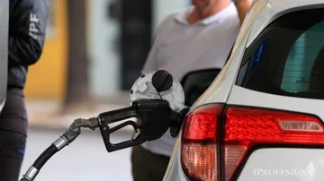 En qué horarios será más barato cargar NAFTA en la estación de servicio de YPF