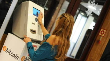Los cajeros de Bitcoin repuntan en 2024: cuántas terminales se instalaron en la primera mitad del año