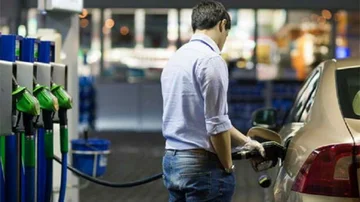 Ahorro en combustibles: cómo es el truco para ahorrar hasta $7.500 por mes
