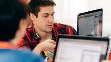 JPMorgan invita a estudiantes de nivel terciario a participar de un hackathon IT: cómo anotarse
