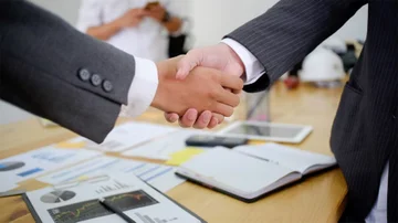Triunfar en EEUU desde Argentina: expertos revelan las claves para cerrar negocios y cobrar en dólares