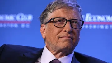 Bill Gates, apocalíptico: reveló que la IA desplazará a los principales trabajos humanos