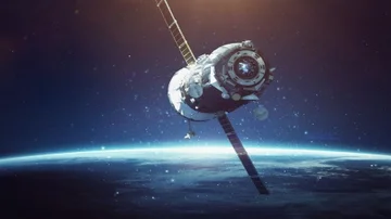 Jeff Bezos 'reta' a Elon Musk: Amazon lanza dos satélites para proveer Internet desde el espacio