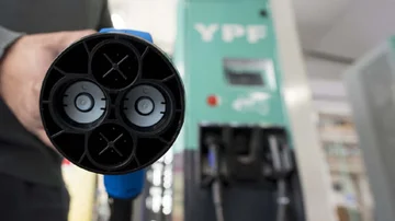 Autos eléctricos hechos en Argentina: salen como un naftero y ahorrás hasta $10.000 por mes en combustible