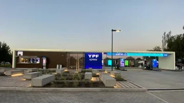 El truco para llenar el tanque por menos plata en YPF