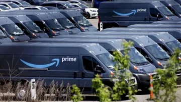 Amazon y Starbucks enfrentan huelgas masivas: la presión sindical crece en Estados Unidos