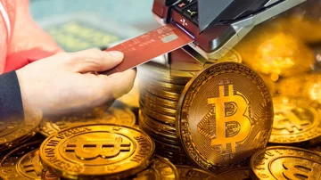 Lanzan tarjeta de débito para pagar con Bitcoin de forma anónima: cómo funciona
