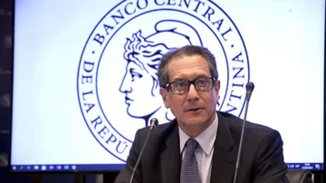 El Banco Central sube la tasa de los plazos fijos para contener al dólar: cuánto paga por $100.000 a 30 días