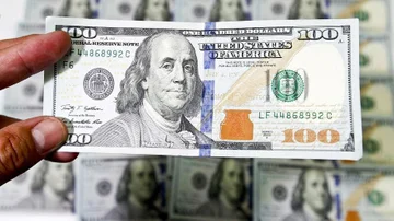 El anuncio clave que hizo el Gobierno y afecta a los que cobrarán el bono especial y quieran comprar dólares