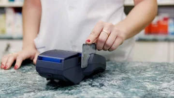 Efectivo o cuotas: cómo conviene pagar en este complicado contexto de inflación