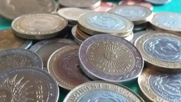 Cuál es la moneda argentina que muchos quieren comprar hasta por 70 mil dólares