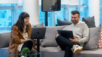 Bienestar en el lugar de trabajo: principales beneficios otorgados por empresas para retener talento