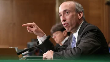 Papelón de la SEC en medio de la aprobación de los ETF de Bitcoin: escándalo en el ecosistema cripto