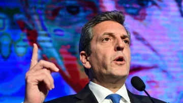 Massa explicó cuáles son las dos anclas que tiene la Argentina y cómo piensa dejarlas atrás