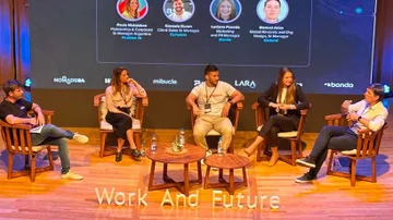 People Centric e Inteligencia Artificial: cómo será el trabajo del futuro