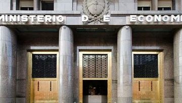 Renuevan el 70% de los vencimientos de abril y adjudican $5,2 billones en la última licitación