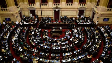 Diputados debate sobre la reducción de jornada laboral: ¿cuántas horas se trabajará?