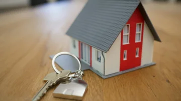 Casa Click revoluciona las reparaciones de casas con IA y ahora apunta a compras y alquileres con un chatbot