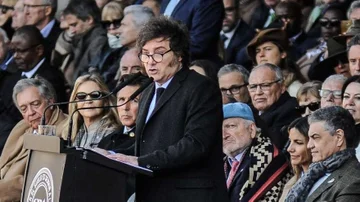 Javier Milei confirmó la eliminación del impuesto PAÍS y la baja de retenciones para el campo
