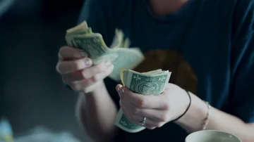 Brecha cambiaria en mínimos: cómo impacta en las inversiones y qué anticipa el mercado