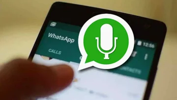 Cómo WhatsApp planea ayudarte con la IA si te llegan mil mensajes en el grupo del trabajo