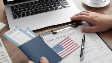 Atención viajeros: Estados Unidos puede negarle la entrada a los argentinos que posean esta visa