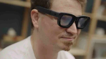 Google presenta sus gafas XR: inteligencia artificial y realidad aumentada en un solo dispositivo