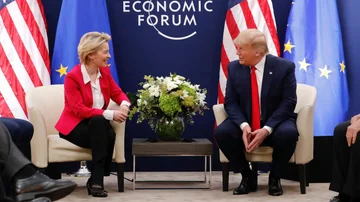 Trump pospone aranceles y busca avanzar en conversaciones con la Unión Europea