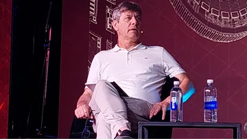 Mario Pergolini cuenta cómo un famoso rechazó Bitcoin y perdió millones de dólares