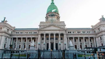 Acceda a la norma interna que les permite a senadores y diputados pagar Ganancias sólo por una porción de sus ingresos