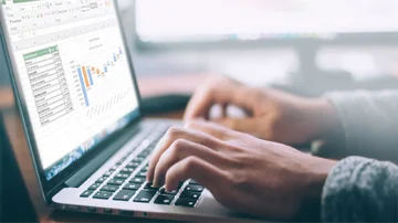 Claude se integra con Excel y suma conectores con datos de mercado en tiempo real