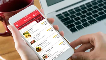 Lo pedís, lo tenés (y en 10 minutos): así funciona el sistema dark que ya usan Rappi y los supermercados