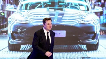Tesla en la cuerda floja: la eliminación de un beneficio fiscal de u$s7.500 podría costarle millones