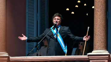 Ley ómnibus y DNU de Milei: estas son las medidas que impactarán en el bolsillo argentino 2024