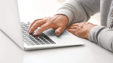 El asistente virtual que está cambiando la forma en que los jubilados acceden a sus cuentas