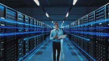 Automatización e inteligencia artificial: cómo revolucionan las telecomunicaciones