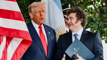 El plan de dolarización de Trump: expertos analizan si es posible y en qué te conviene invertir