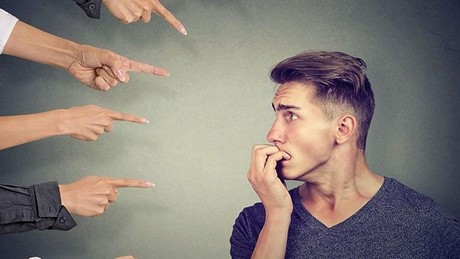 ¿Qué es y cómo lidiar con el síndrome del impostor? - Vimarsana News