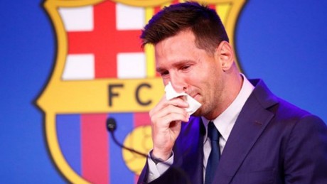 Messi lloró en su despedida del Barcelona: qué dijo del PSG - Vimarsana News