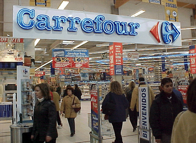 Carrefour perchas ropa on sale