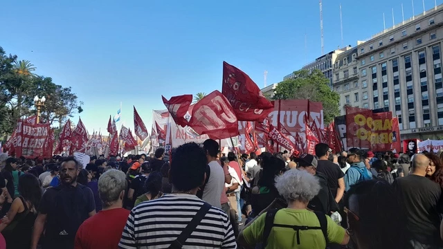 Marcha por el Día del Trabajador: sindicatos y organizaciones sociales se concentran en el centro porteño