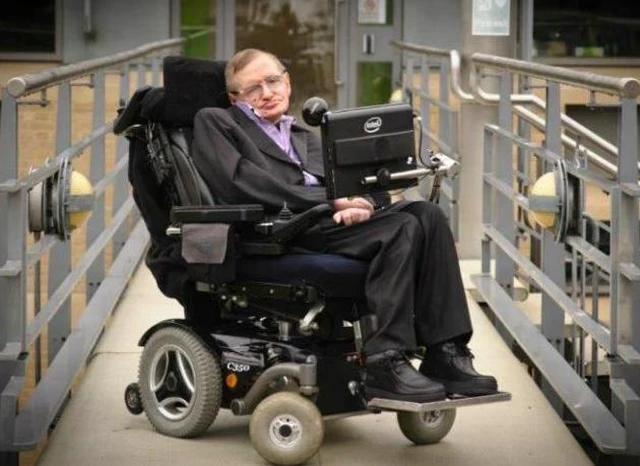 Qué es la Esclerosis Lateral Amiotrófica, la enfermedad contra la que luchó Hawking por más de 50 años