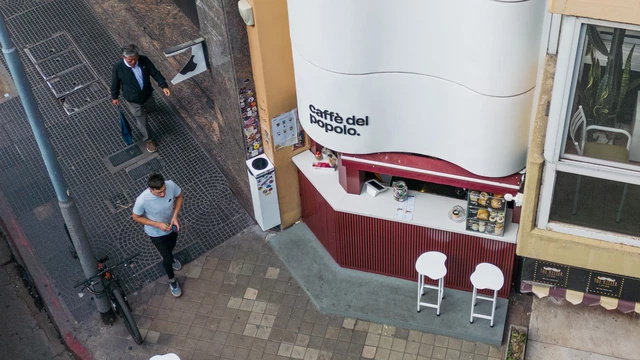La cafetería más chica del mundo está en Argentina: cuánto hay que invertir para abrir una franquicia