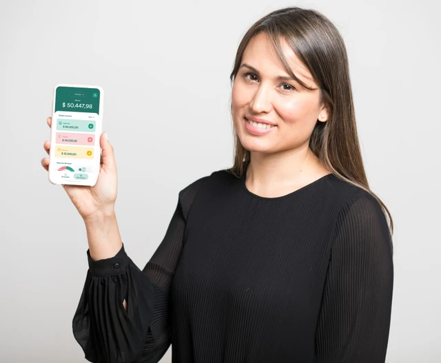 Sabrina Casteli: "Sólo 1 de cada 10 mujeres bancarizadas tiene ahorros dentro del sistema financiero"
