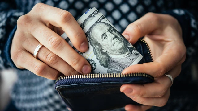 No sólo el blue pasó los $330: el otro dólar digital marca récord histórico y el dato para no perder plata